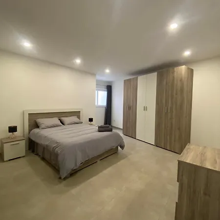 An Immaculate 3 Bedroom In Gudja
